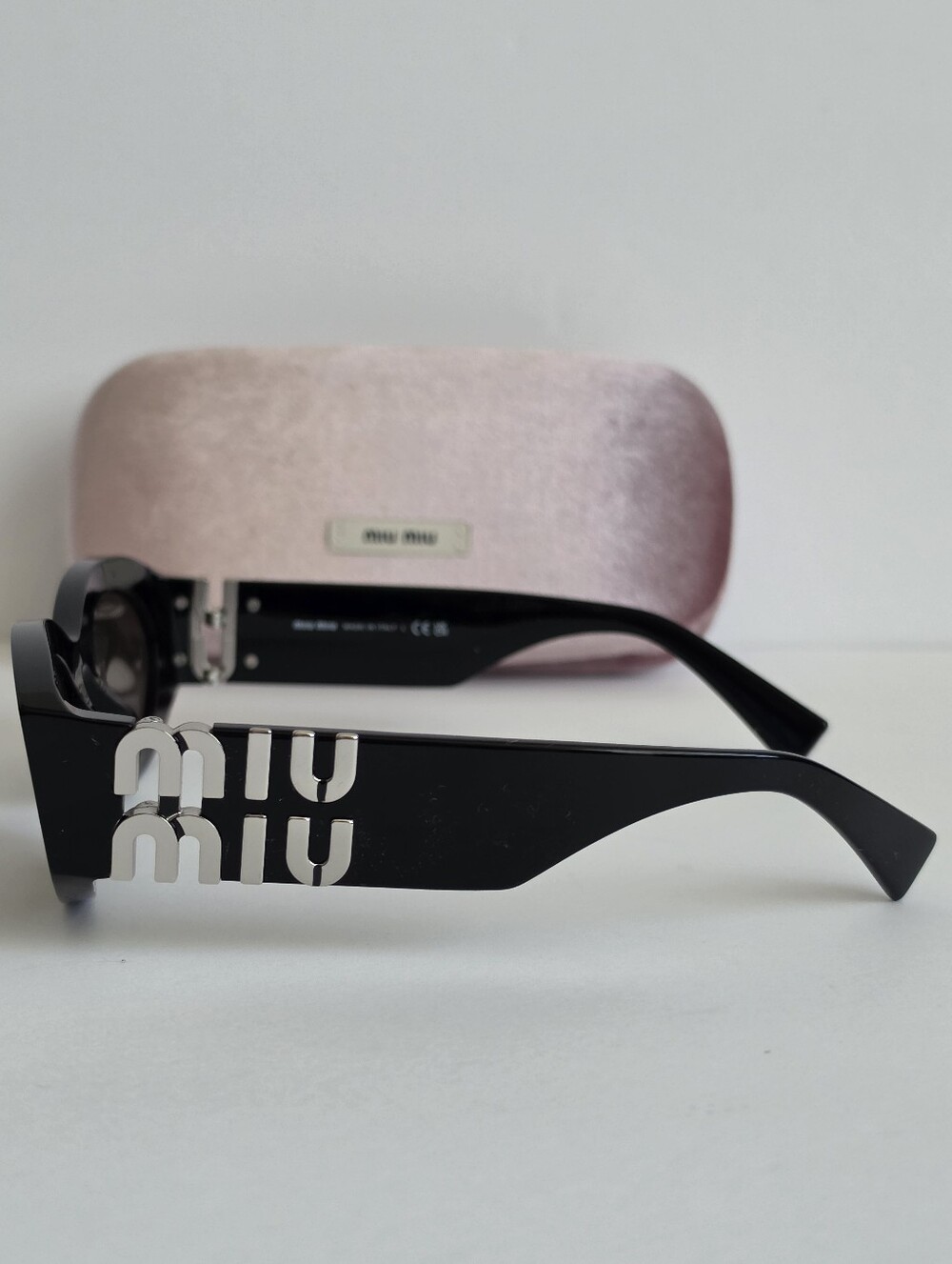 Miu Miu Glimpse SMU11W Sunglasses - Picture 5 of 10